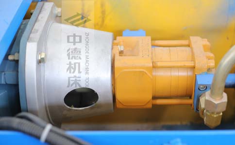 ZDPK-6325采用國內(nèi)一流品牌電機及油泵，動力強勁，噪音低.jpg