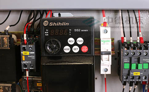 ZDS-432臺灣高品質變頻器，更低頻更節能，快速定位.jpg